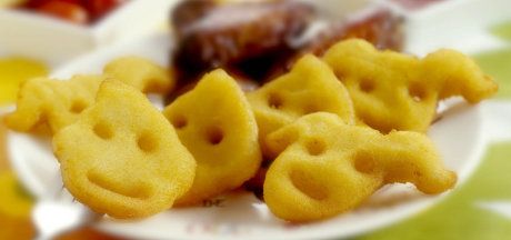 Bulviniai veidukai su vištienos sparneliais BBQ padaže